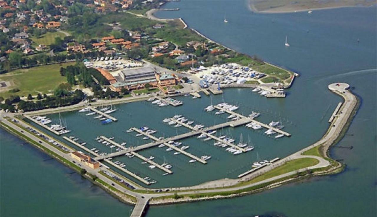 Fiordo Topazio Albarella Island Luaran gambar